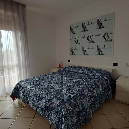 Appartamento Santa Costanza Con Piscina San Vincenzo Exterior foto