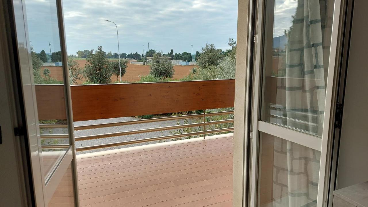 Appartamento Santa Costanza Con Piscina San Vincenzo Exterior foto